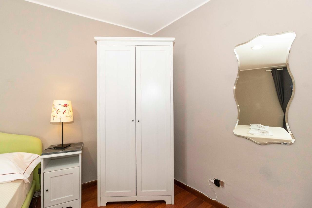 San Salvario Apt With Balcony Turin Ngoại thất bức ảnh